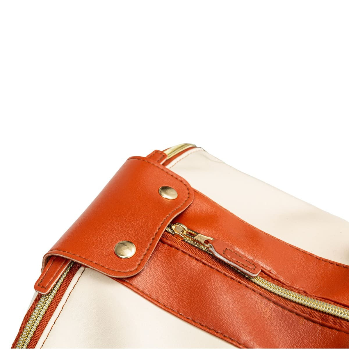 Snow colour leather trim and zipper detail